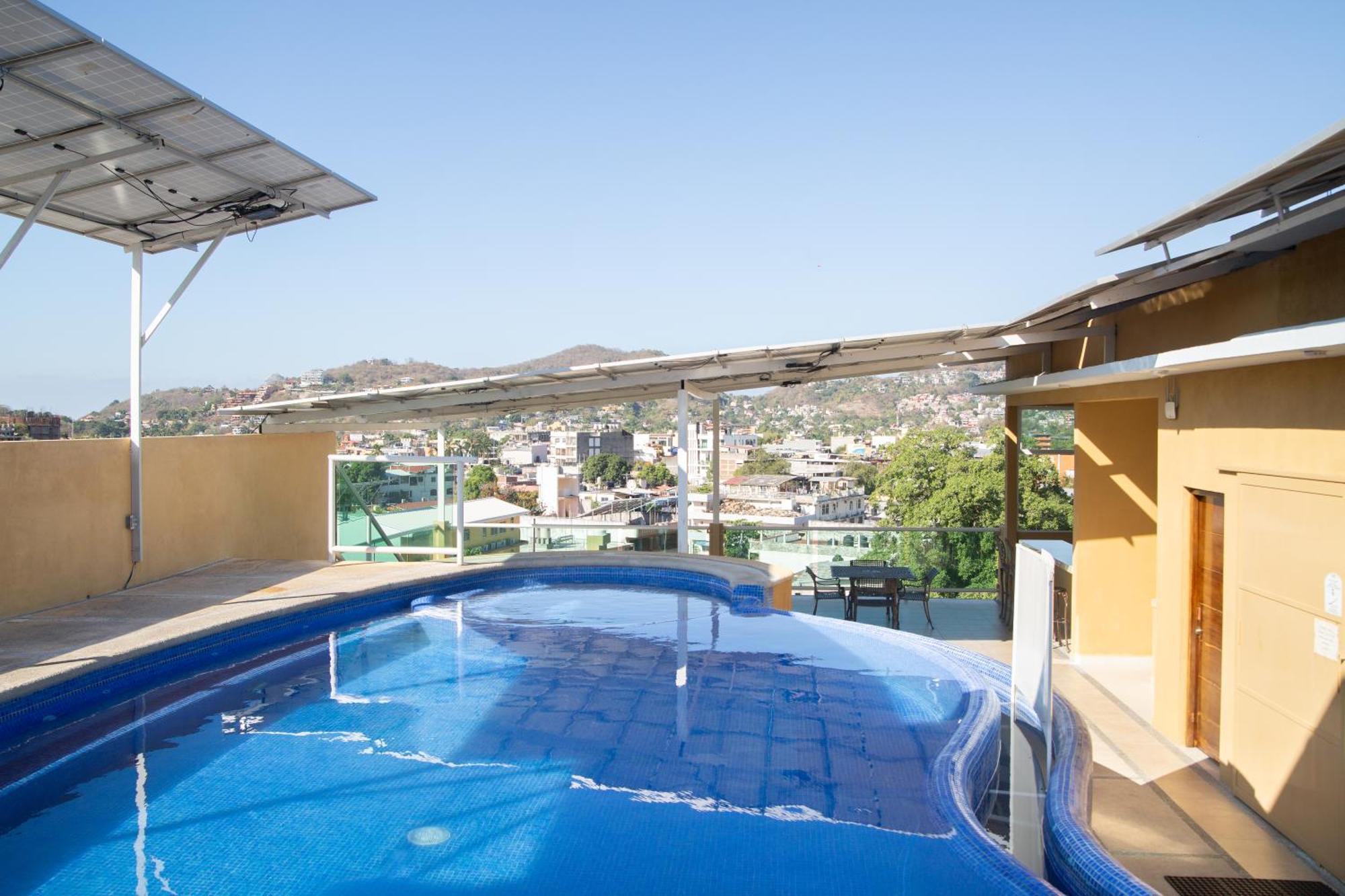 Fabuloso Hotel Las Vegas Zihuatanejo Kültér fotó